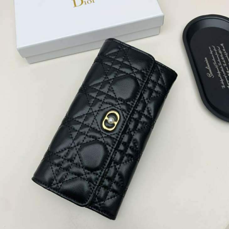Picture of Dior Wallets _SKUfw239333452fw